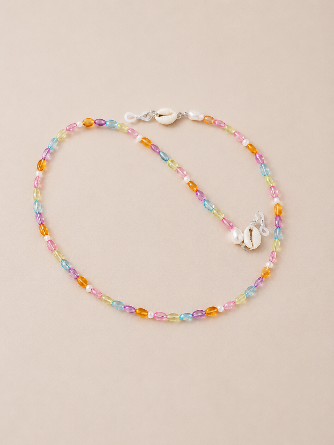 Brillenkette mit Muscheln