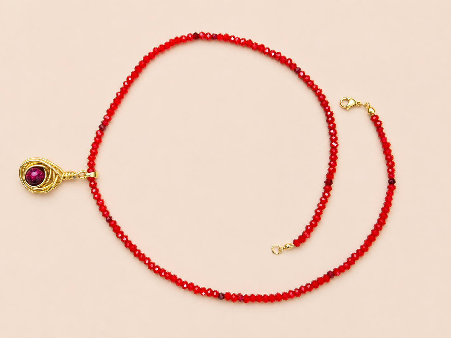Kette Shining Red