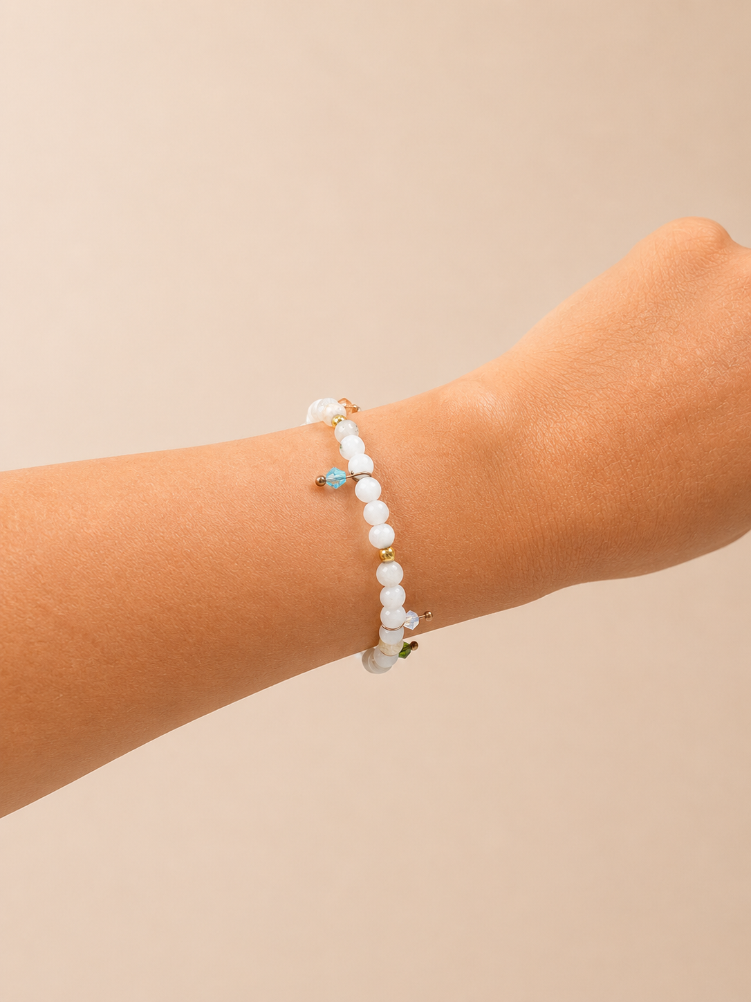 Armband White Stone